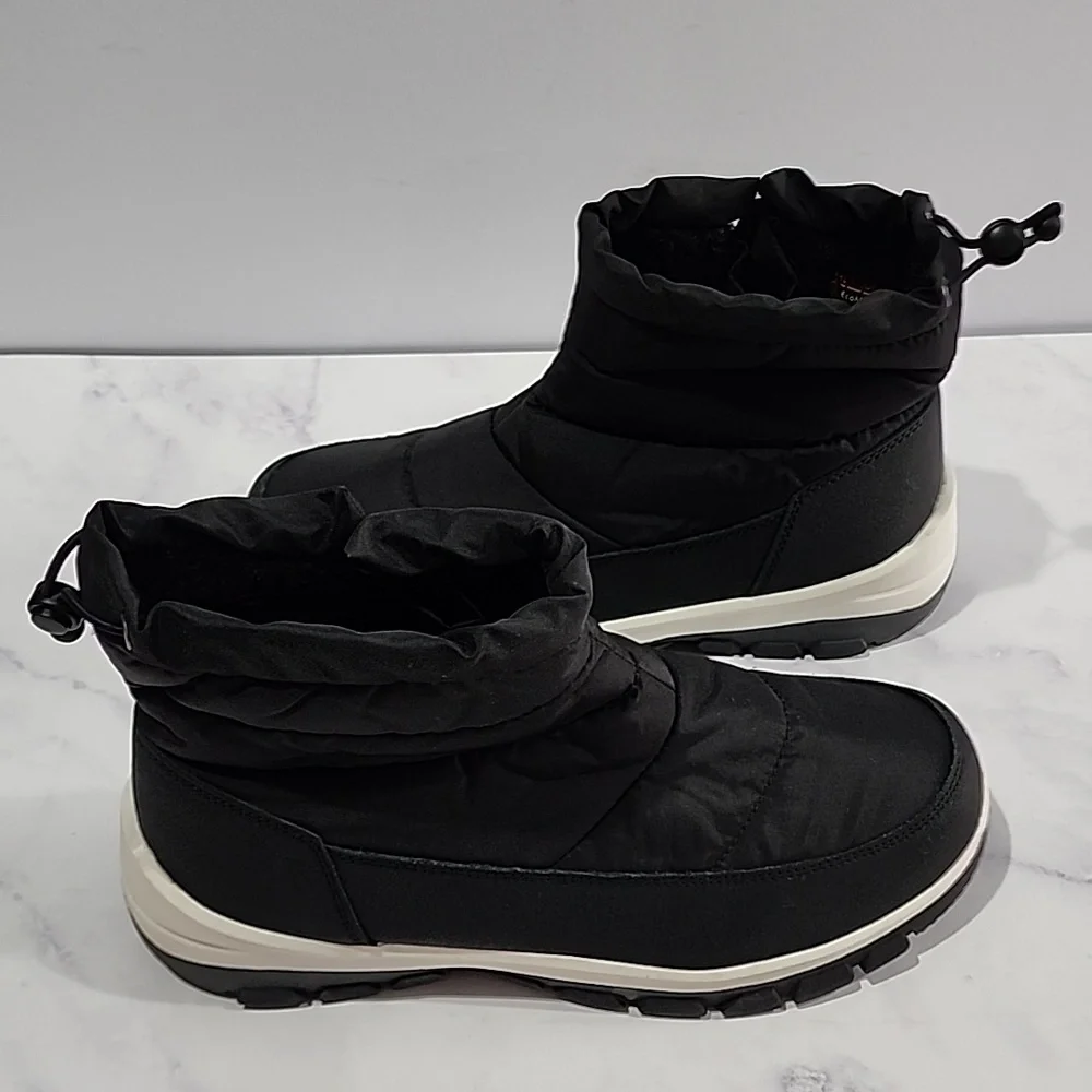 All In Motion Black & White  Winter Snow Boots
